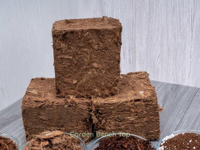 How to make cocopeat bricks